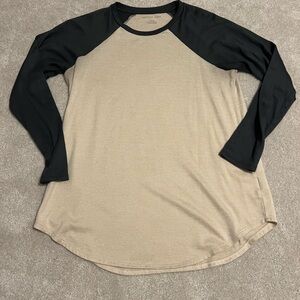 American Eagle Outfitters Charcoal and Tan Long Sleeve Baseball Tee